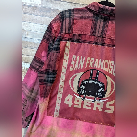 San Francisco 49ers Upcycled Handcrafted Dip Dye Bleach Flannel Shirt - Picture 3 of 15